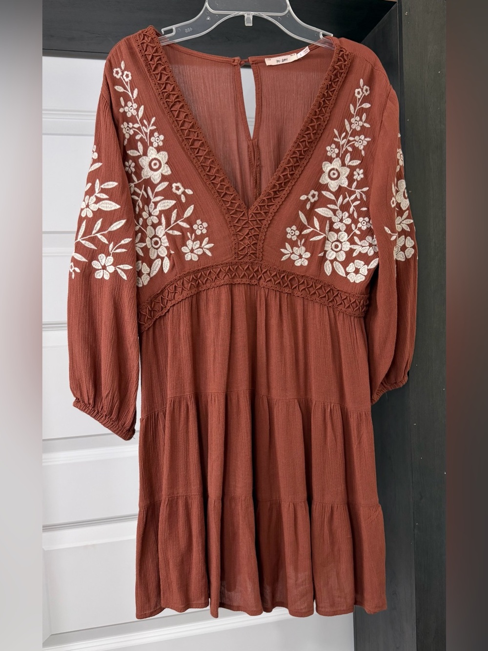 Mi Ami rust brown floral embroidered boho tiered mini dress Women’s size S